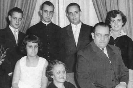 Bergoglio family.jpg
